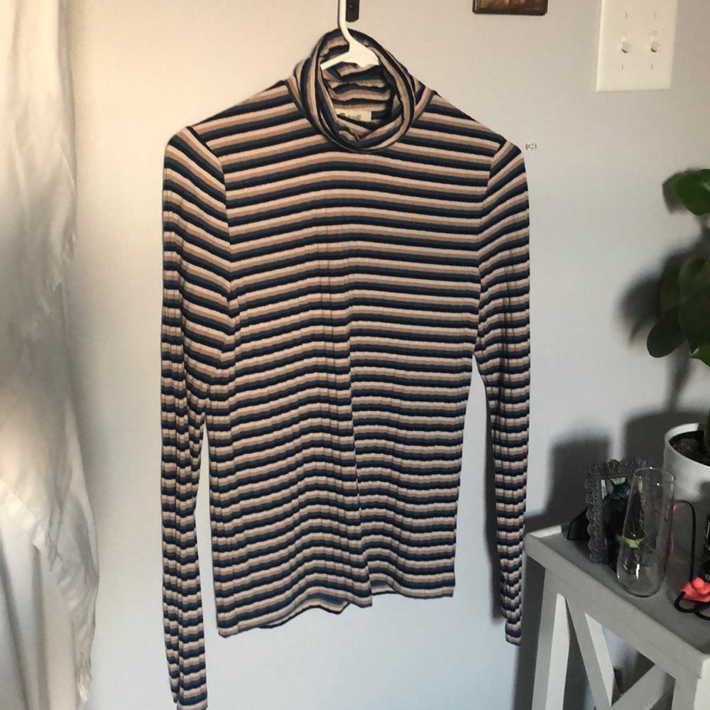 Madewell Turtleneck shirt
